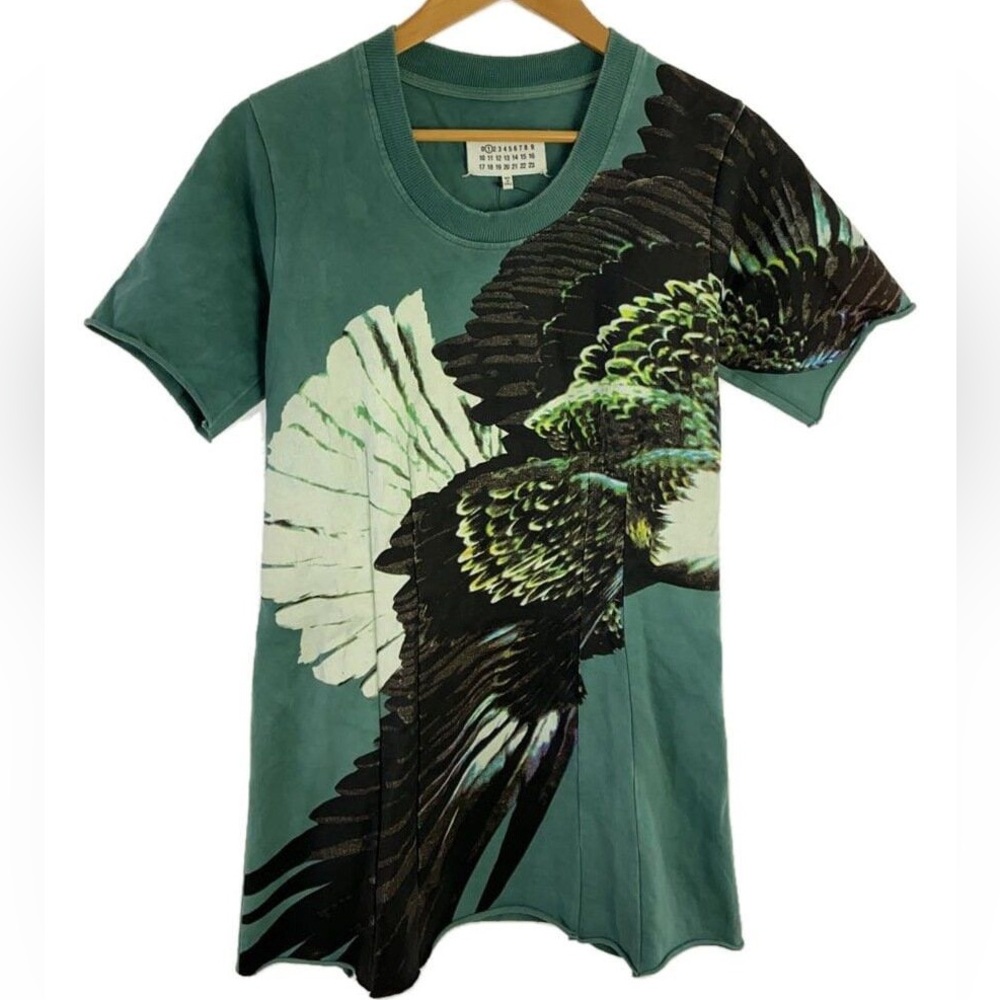 Rare Maison Margiela fitted t-shirt with bird print, size medium